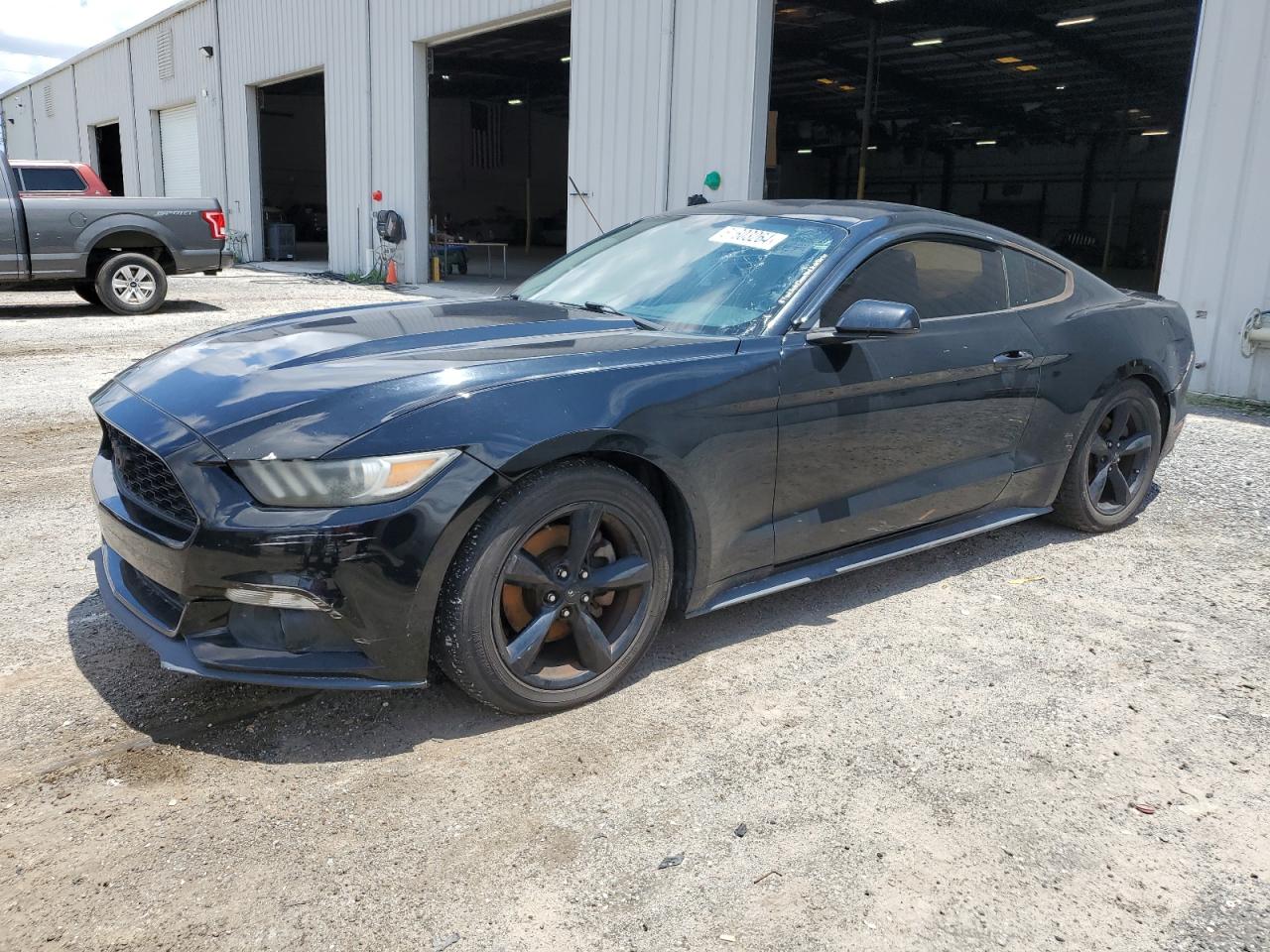 1FA6P8AM1F5329698 2015 Ford Mustang