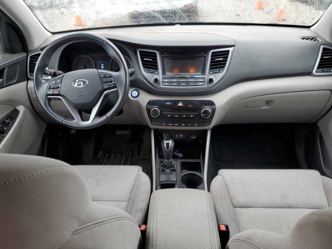 KM8J3CA24GU031683 2016 Hyundai Tucson Limited