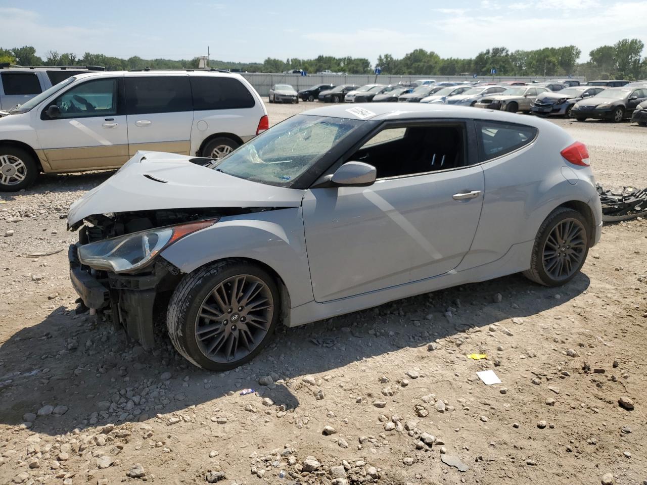 HYUNDAI VELOSTER