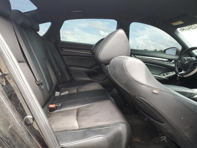 VIN 1HGCV1F32JA130526 2018 HONDA ACCORD no.10