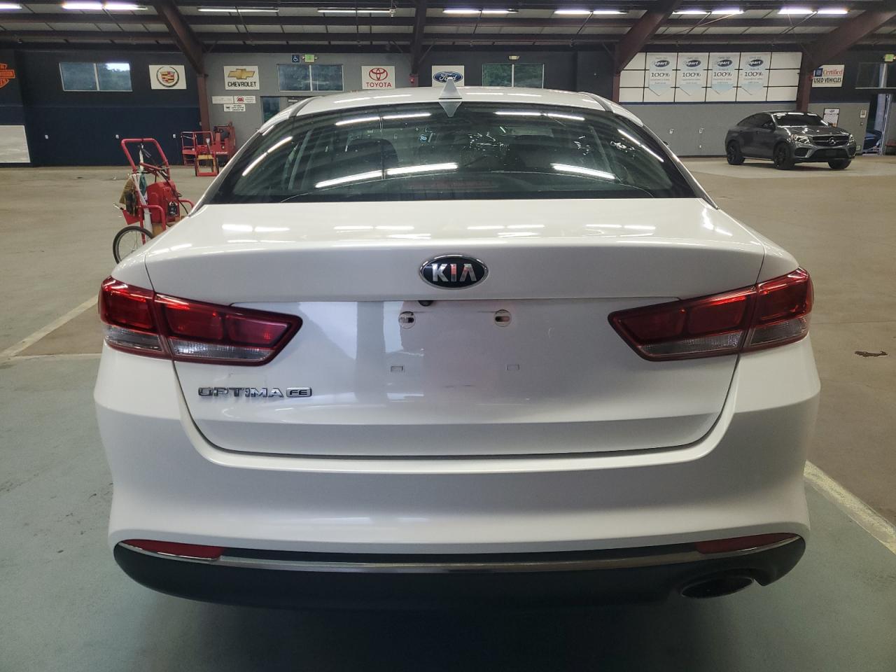 2016 Kia Optima Lx vin: KNAGT4L38G5089393