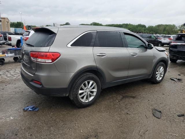 VIN 5XYPG4A39GG153376 2016 KIA Sorento, LX no.3