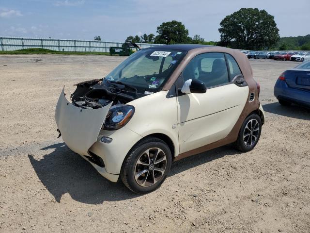 VIN WMEFJ5DA8GK050328 2016 Smart Fortwo no.1