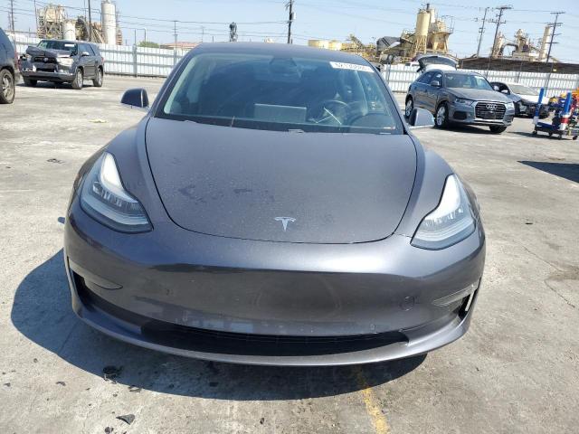 5YJ3E1EA3JF153481 2018 Tesla Model 3