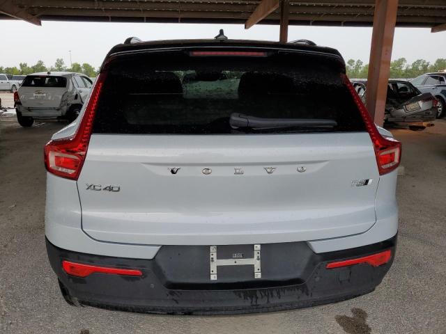 2022 Volvo Xc40 T5 R-Design VIN: YV4162UM9N2647887 Lot: 62124854