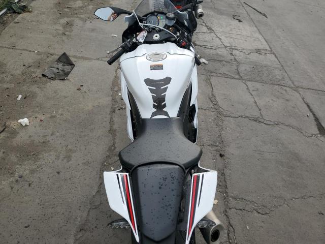2019 YAMAHA YZFR6 JYARJ28E7KA004202