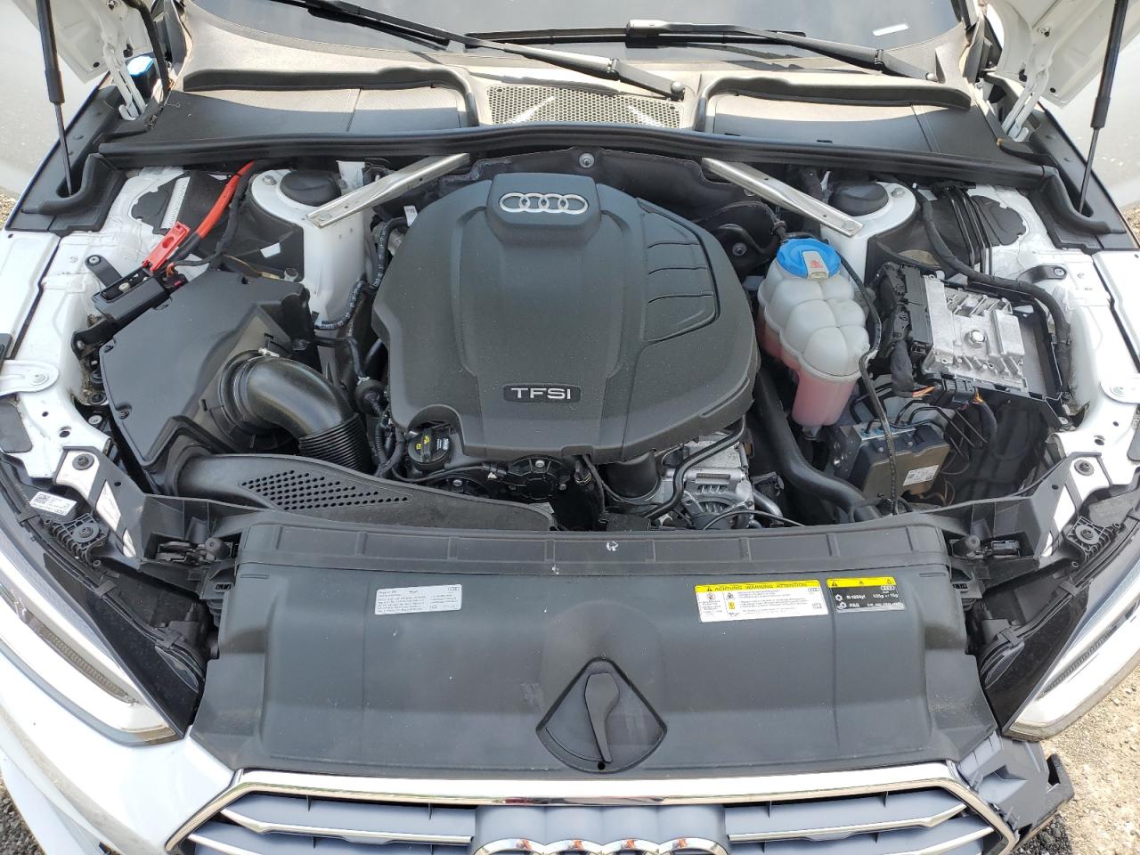 WAUFNCF59JA053840 2018 Audi A5 Prestige S-Line