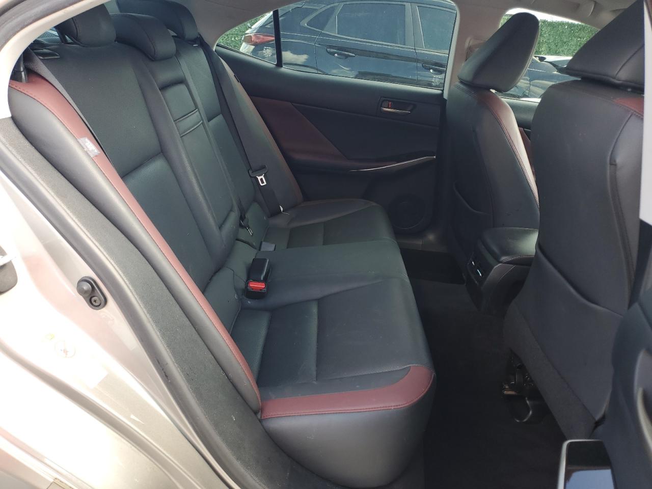 JTHBA1D23J5064074 2018 Lexus Is 300