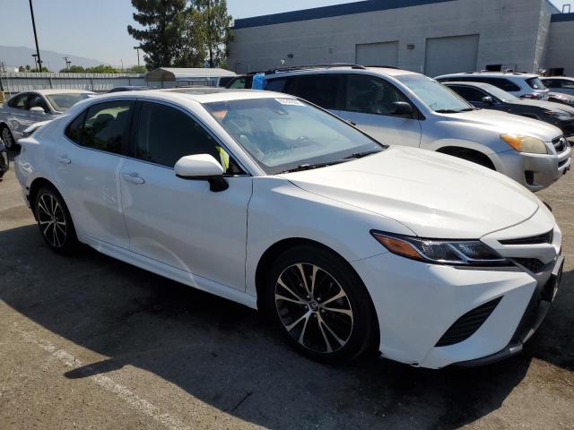 VIN JTNB11HK8J3050013 2018 Toyota Camry, L no.4