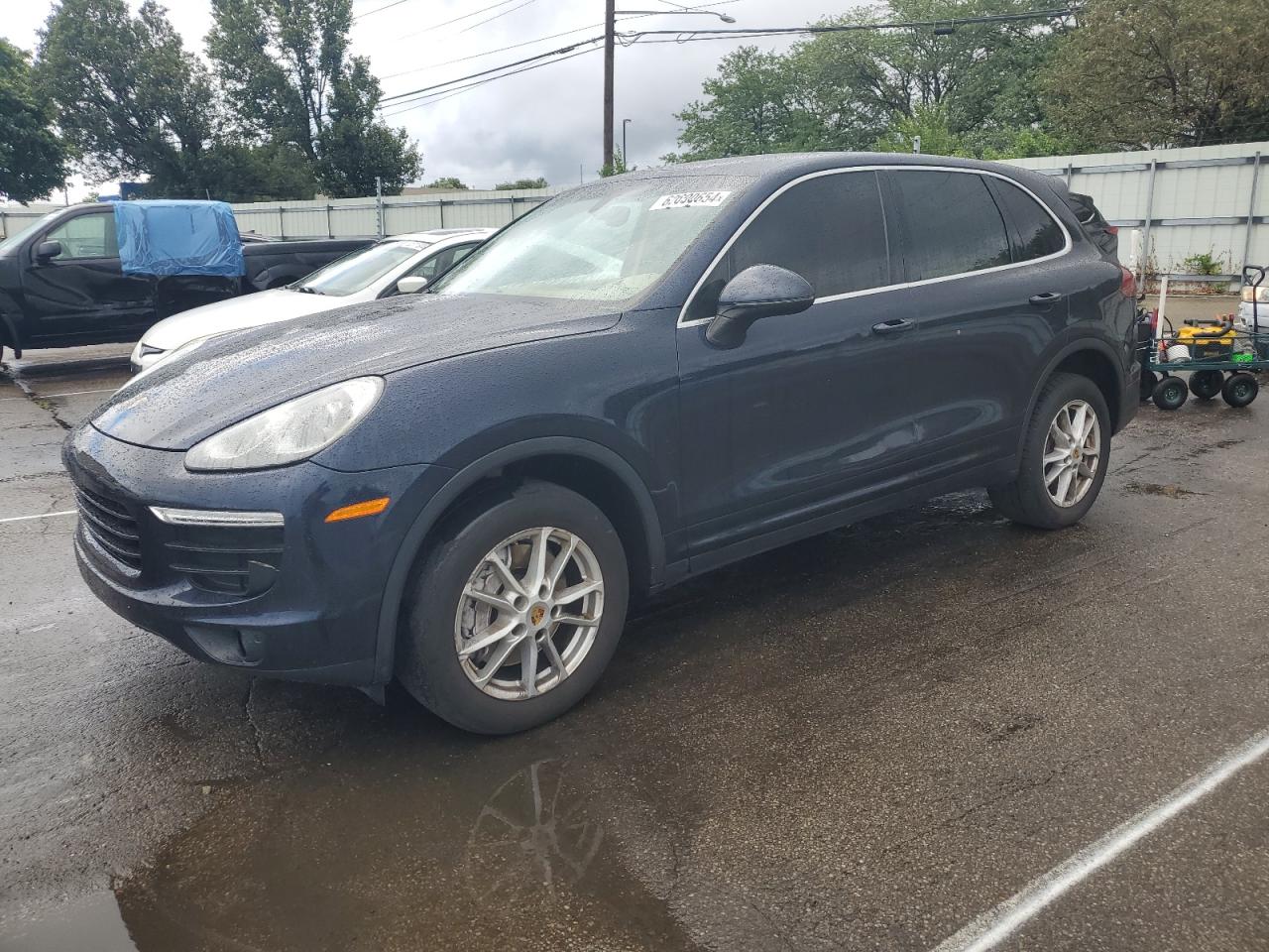 2016 Porsche Cayenne vin: WP1AA2A23GKA08913