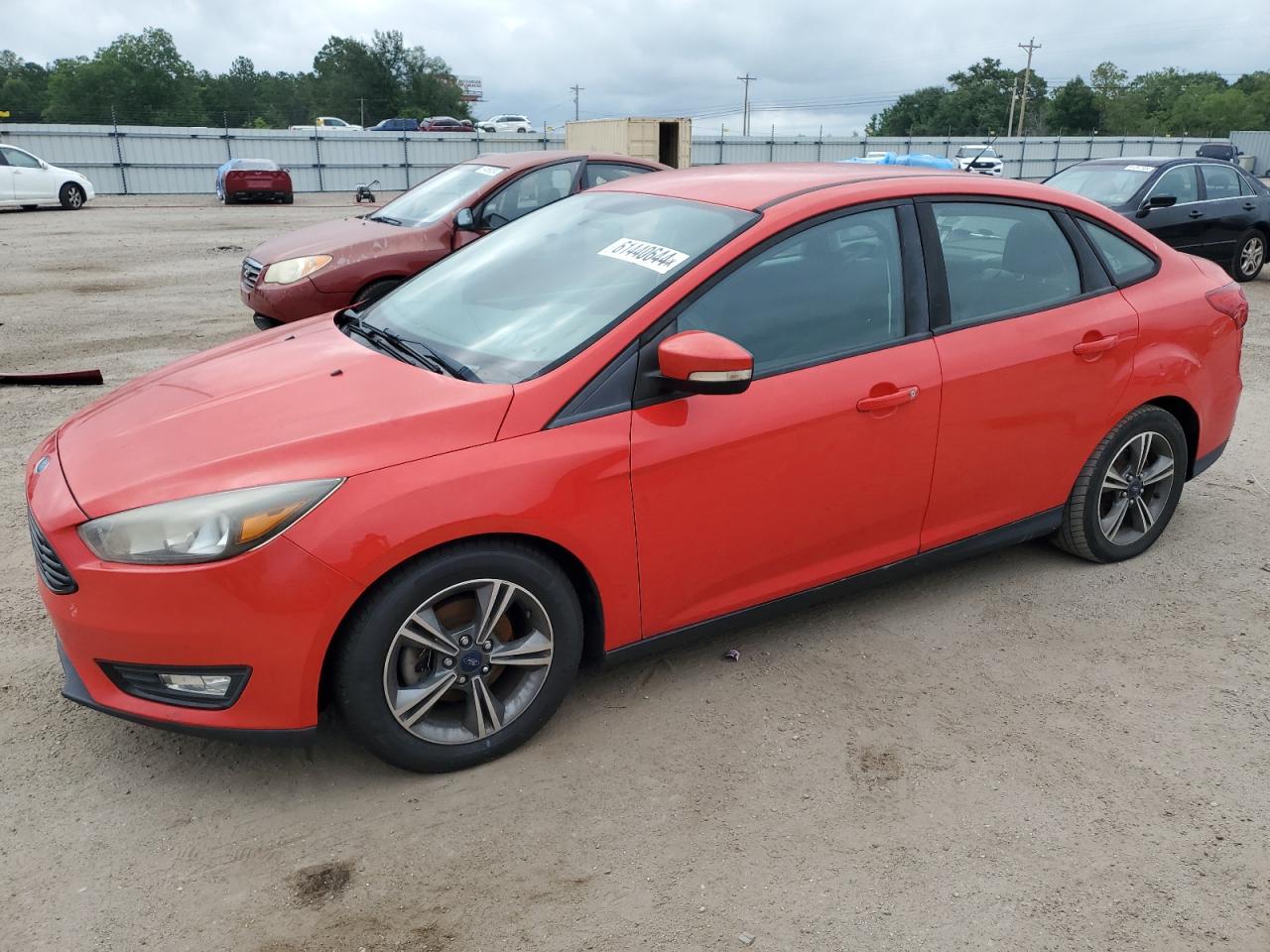 2016 Ford Focus Se vin: 1FADP3FE6GL201160