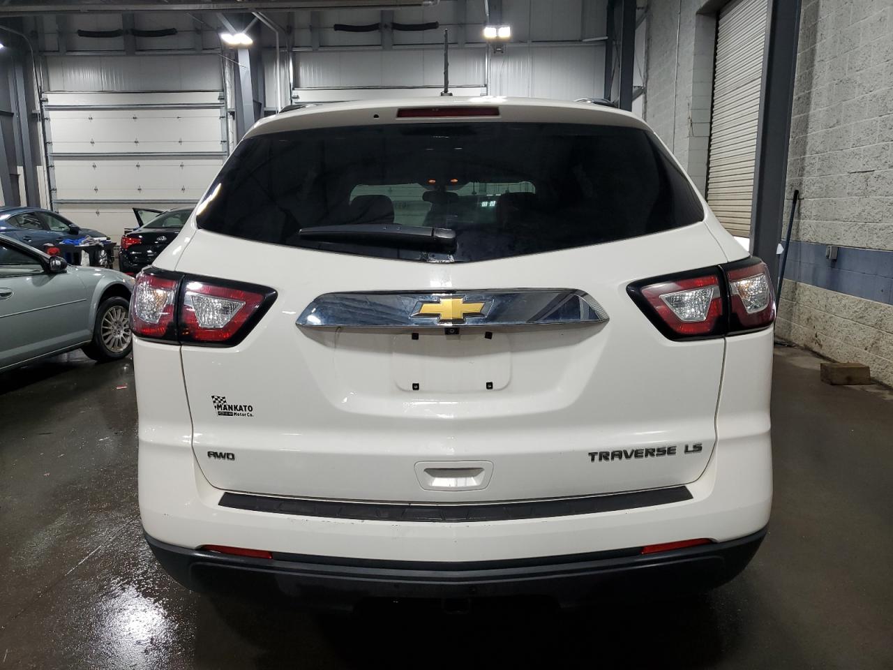 1GNKVFED6FJ163304 2015 Chevrolet Traverse Ls