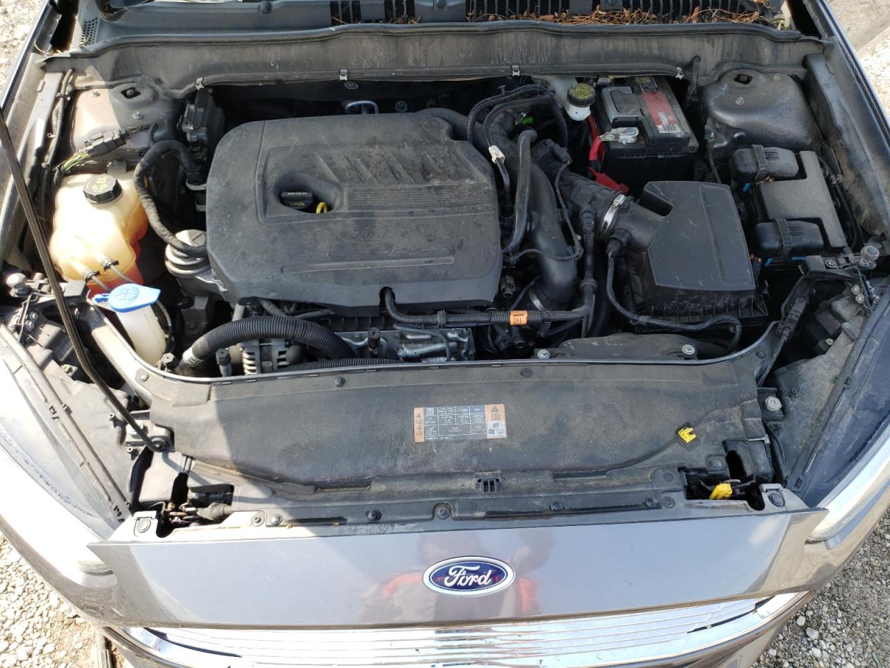 1FA6P0HD1E5406141 2014 Ford Fusion Se