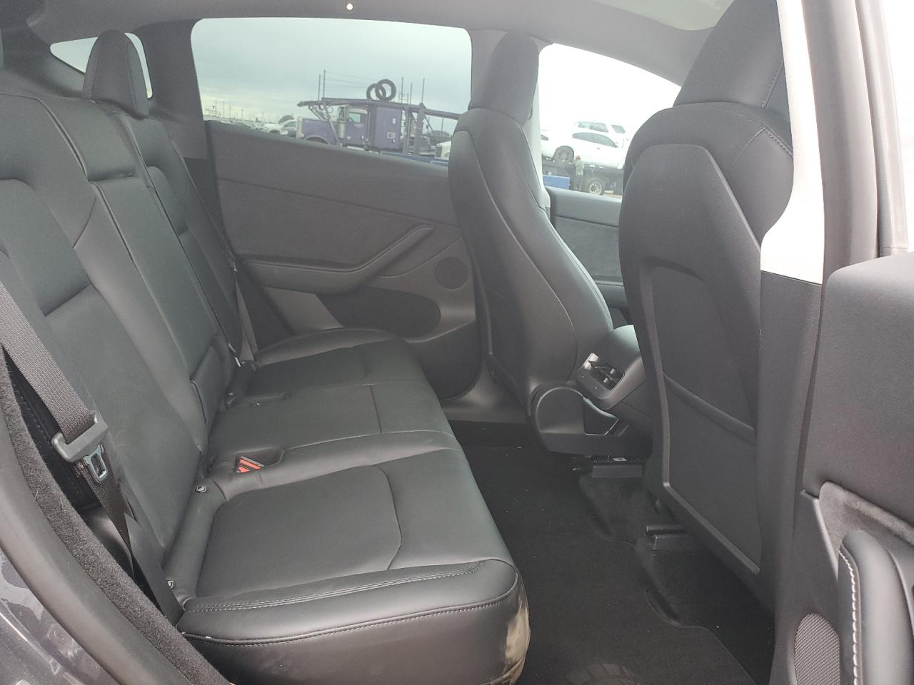 7SAYGDEE8PA054135 2023 Tesla Model Y