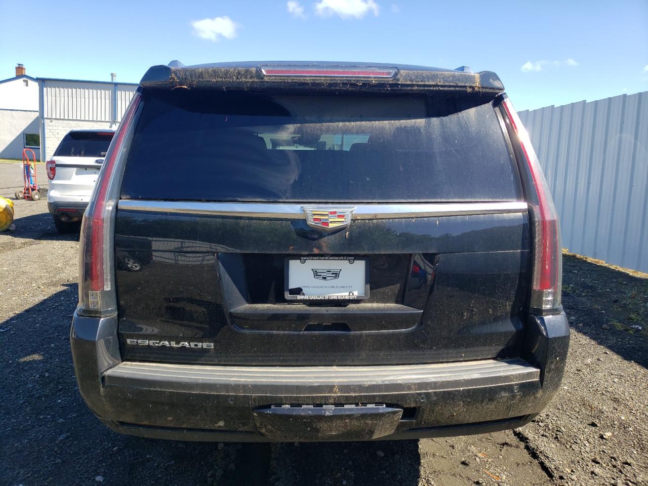 1GYS4BKJ8GR269412 2016 Cadillac Escalade Luxury