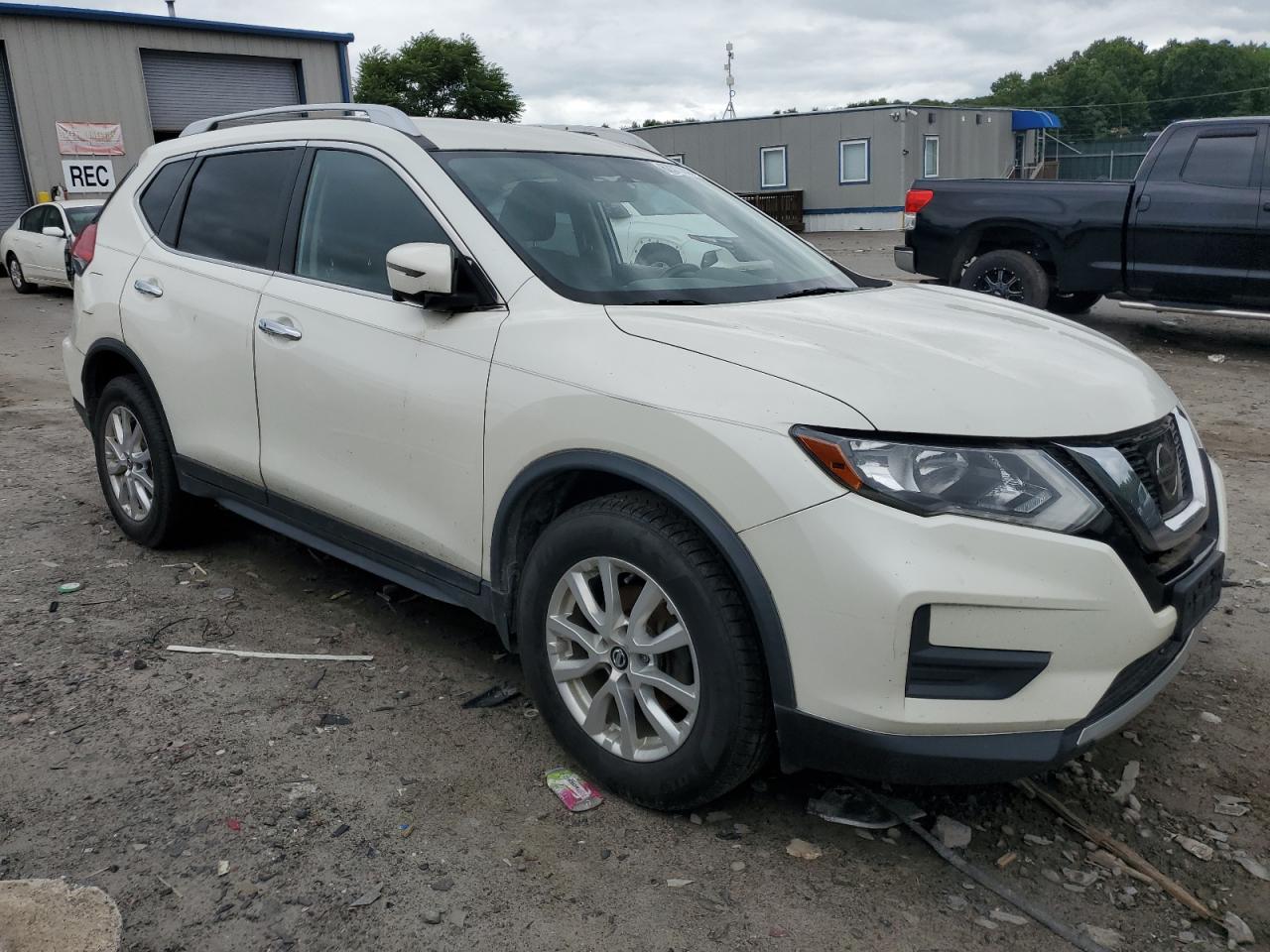 2017 Nissan Rogue S vin: JN8AT2MV0HW284207