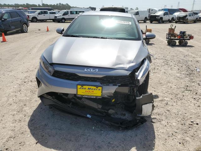 VIN 3KPF24ADXRE798752 2024 KIA Forte, LX no.5