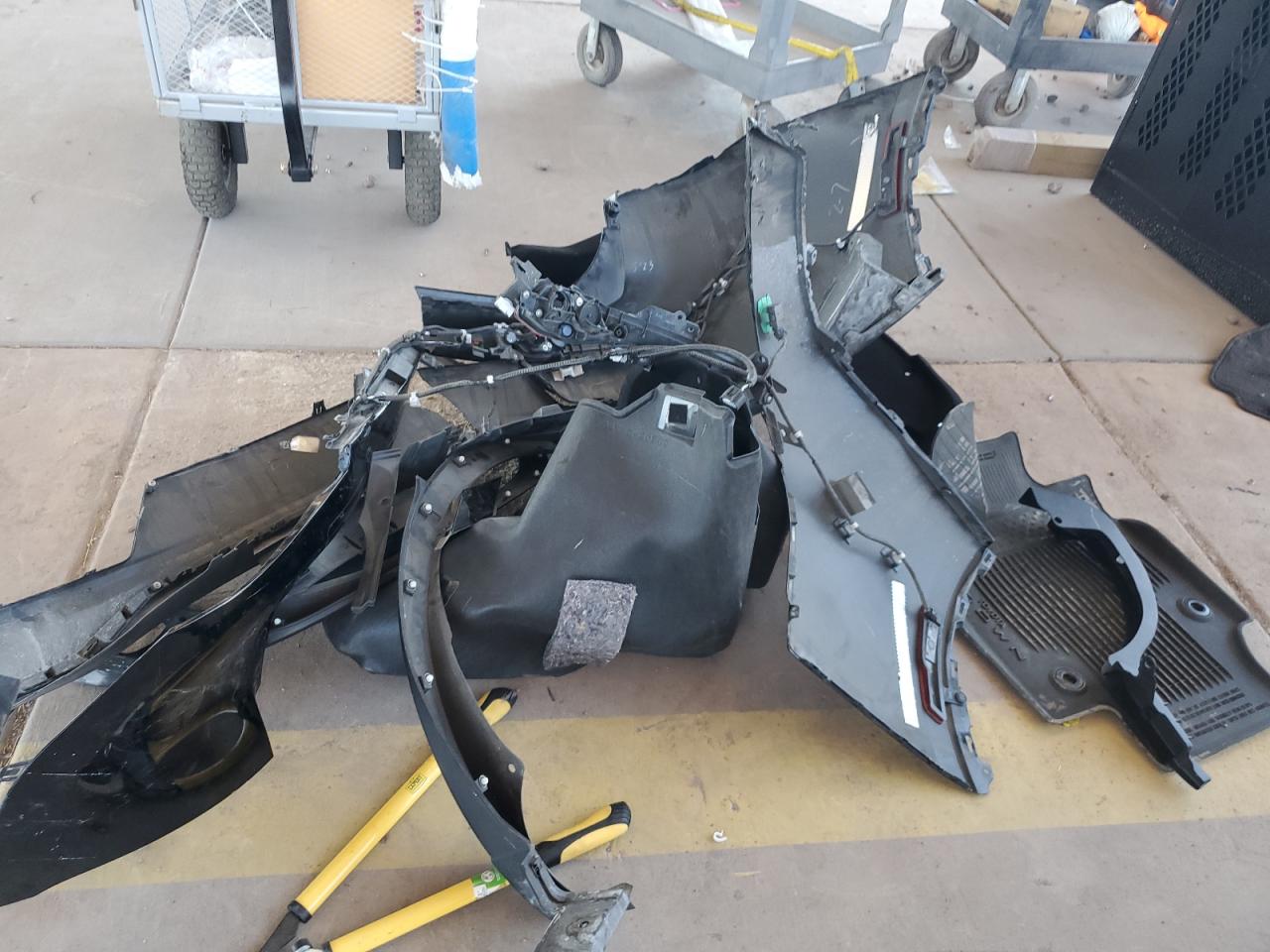 JTDAAAAF8R3020082 2024 Toyota Crown Xle