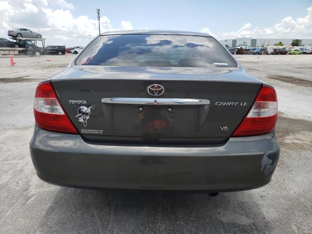 2004 Toyota Camry Le VIN: 4T1BF32K94U576705 Lot: 61750954