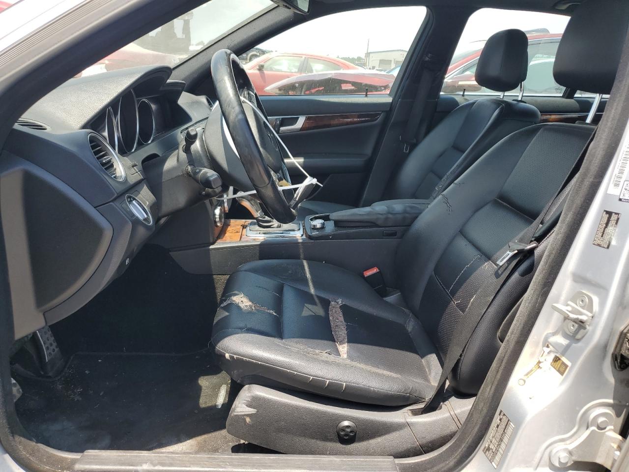 WDDGF4HB4CR215560 2012 Mercedes-Benz C 250