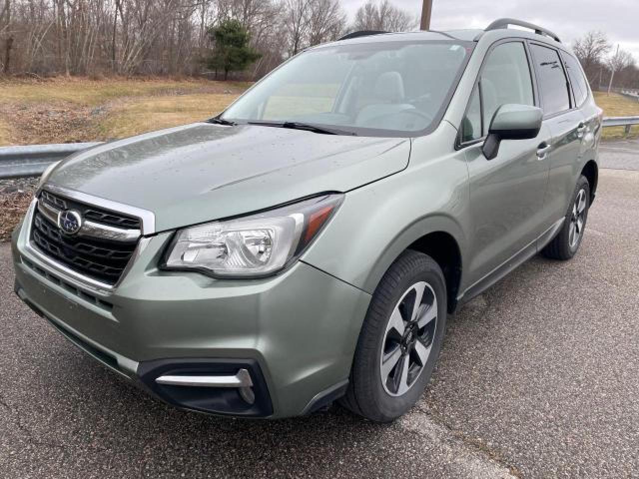 2018 Subaru Forester 2.5I Premium vin: JF2SJAGC5JH483341