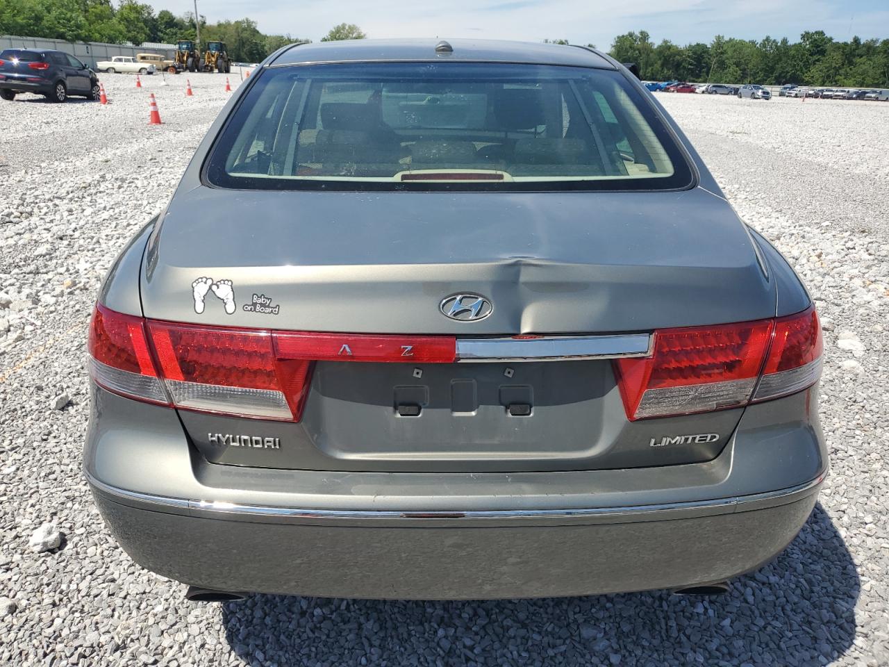 KMHFC46F48A258933 2008 Hyundai Azera Se