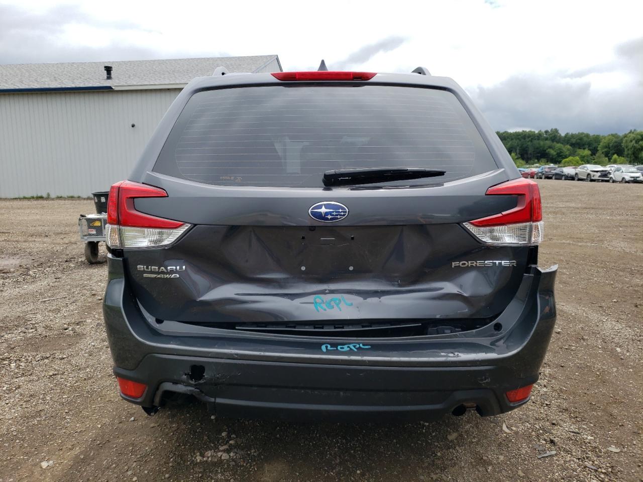 JF2SKACC0NH428997 2022 Subaru Forester