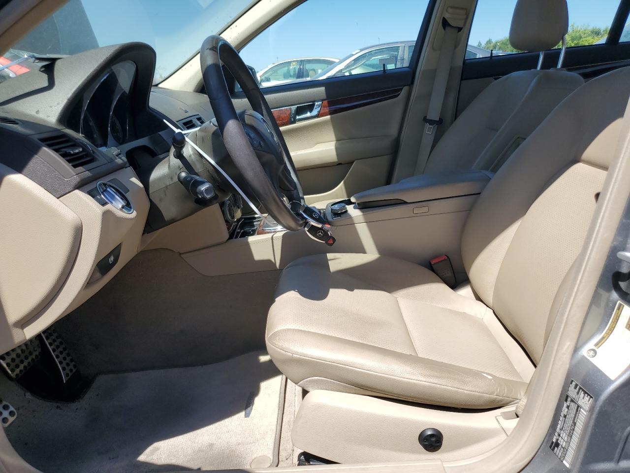 WDDGF8BB0BR164797 2011 Mercedes-Benz C 300 4Matic