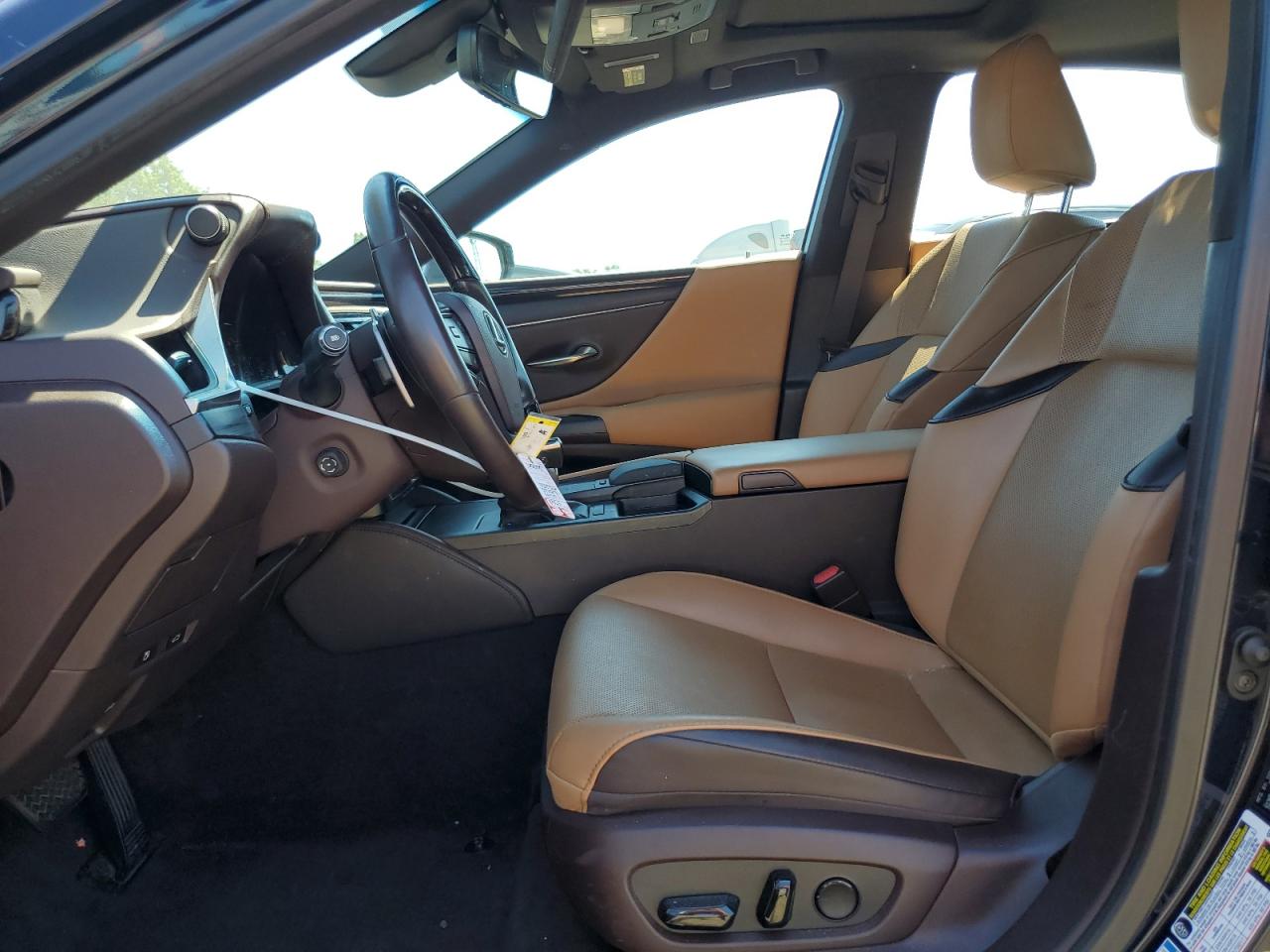 58AD11D16MU001695 2021 Lexus Es 250 Base