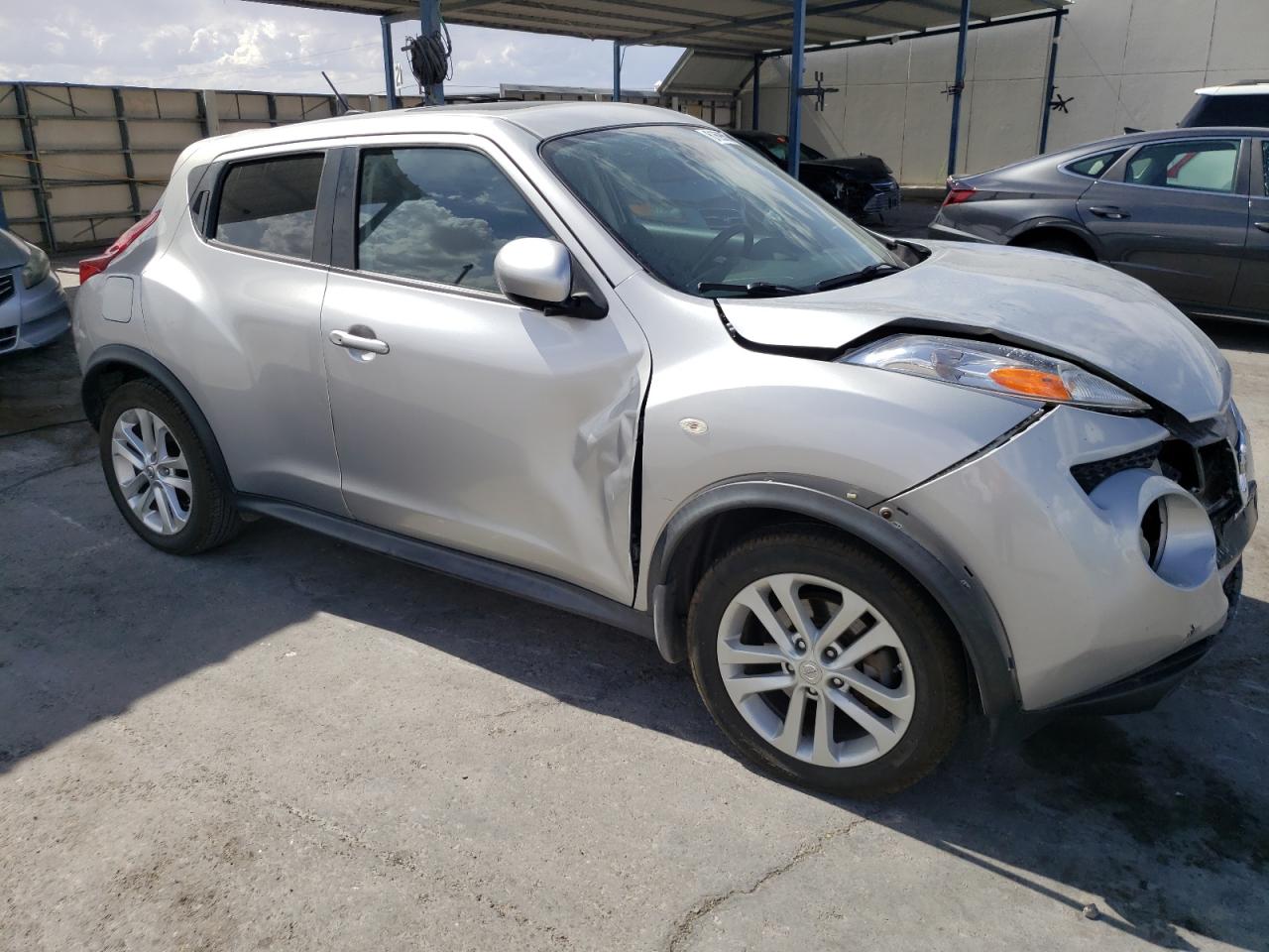 2012 Nissan Juke S vin: JN8AF5MV6CT110998