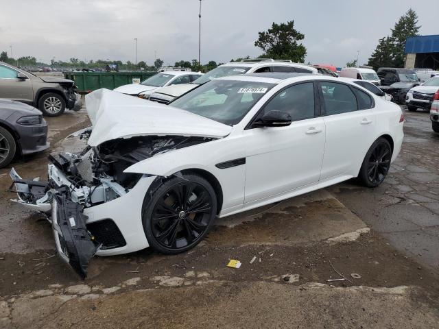 VIN SAJBL4GX8RCY95695 2024 Jaguar XF, R-Dynamic Se no.1