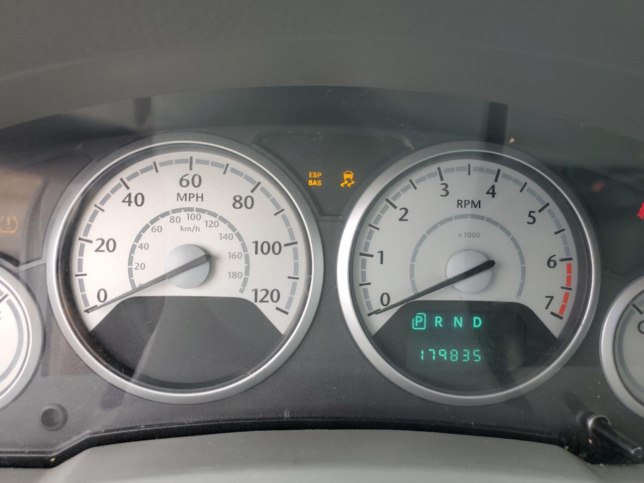 2A4RR4DE6AR282897 2010 Chrysler Town & Country Lx