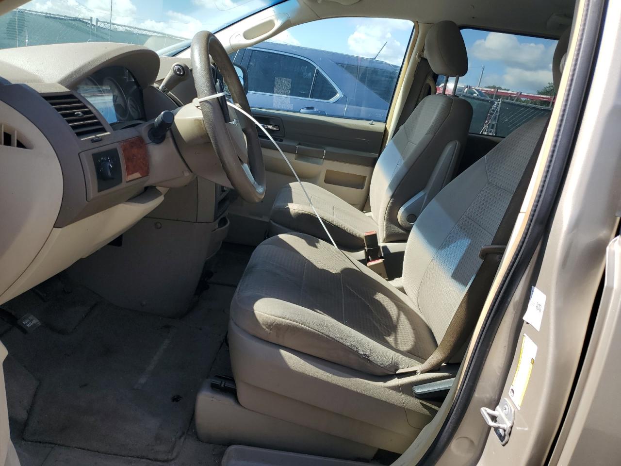 2A8HR44H78R725038 2008 Chrysler Town & Country Lx