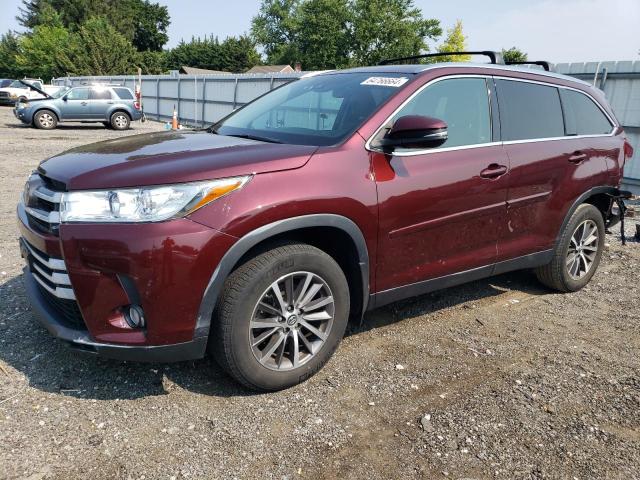 VIN 5TDJZRFH6KS941707 2019 Toyota Highlander, SE no.1