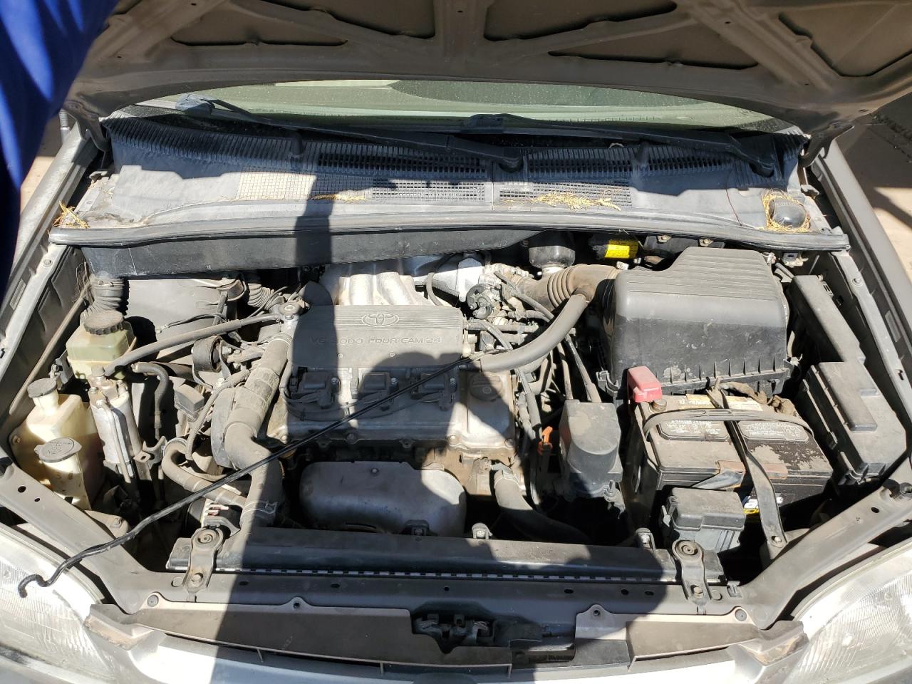 4T3ZF13C6XU127892 1999 Toyota Sienna Le