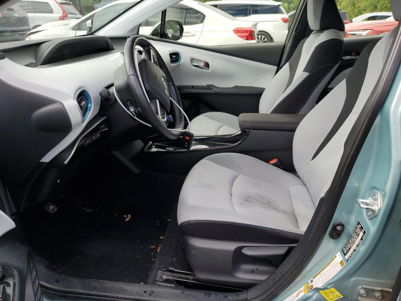 JTDKARFUXH3045543 2017 Toyota Prius