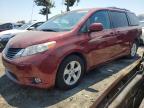 TOYOTA SIENNA LE photo