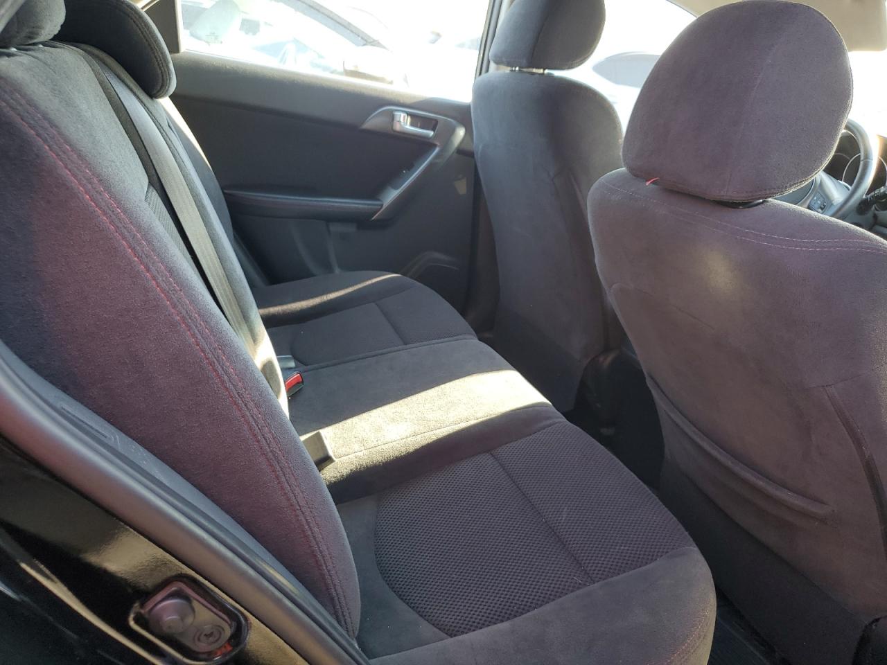 KNAFW5A3XC5601046 2012 Kia Forte Sx