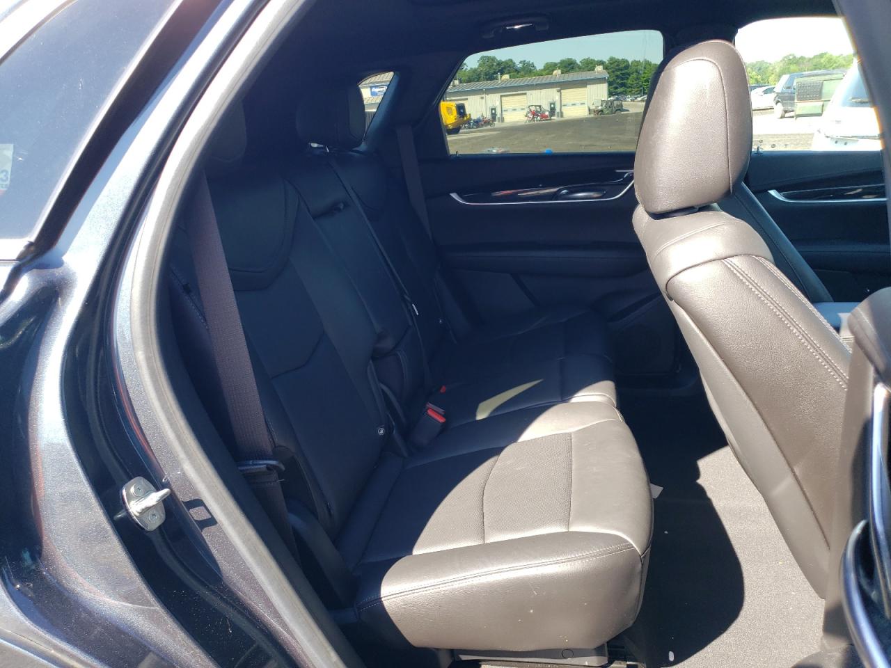 1GYKNDRS7LZ119650 2020 Cadillac Xt5 Premium Luxury