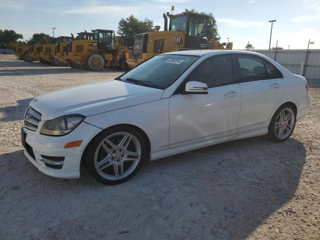 VIN WDDGF4HB8DR269431 2013 Mercedes-Benz C-Class, 250 no.1