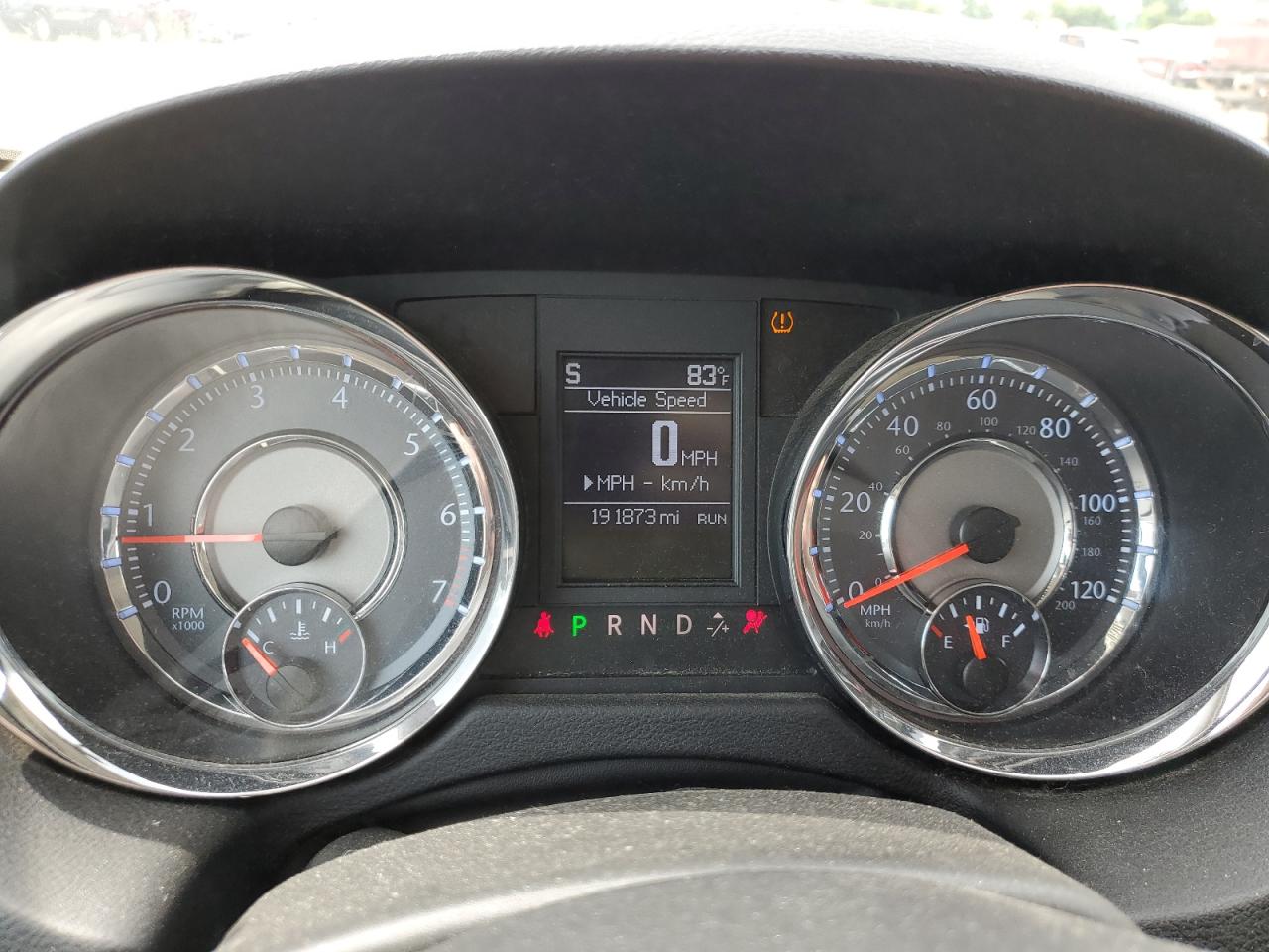 2A4RR5DG4BR605174 2011 Chrysler Town & Country Touring