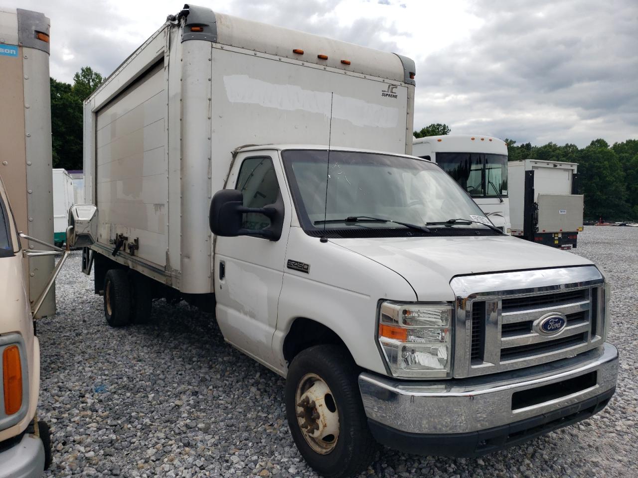 Lot #2869960595 2016 FORD ECONOLINE