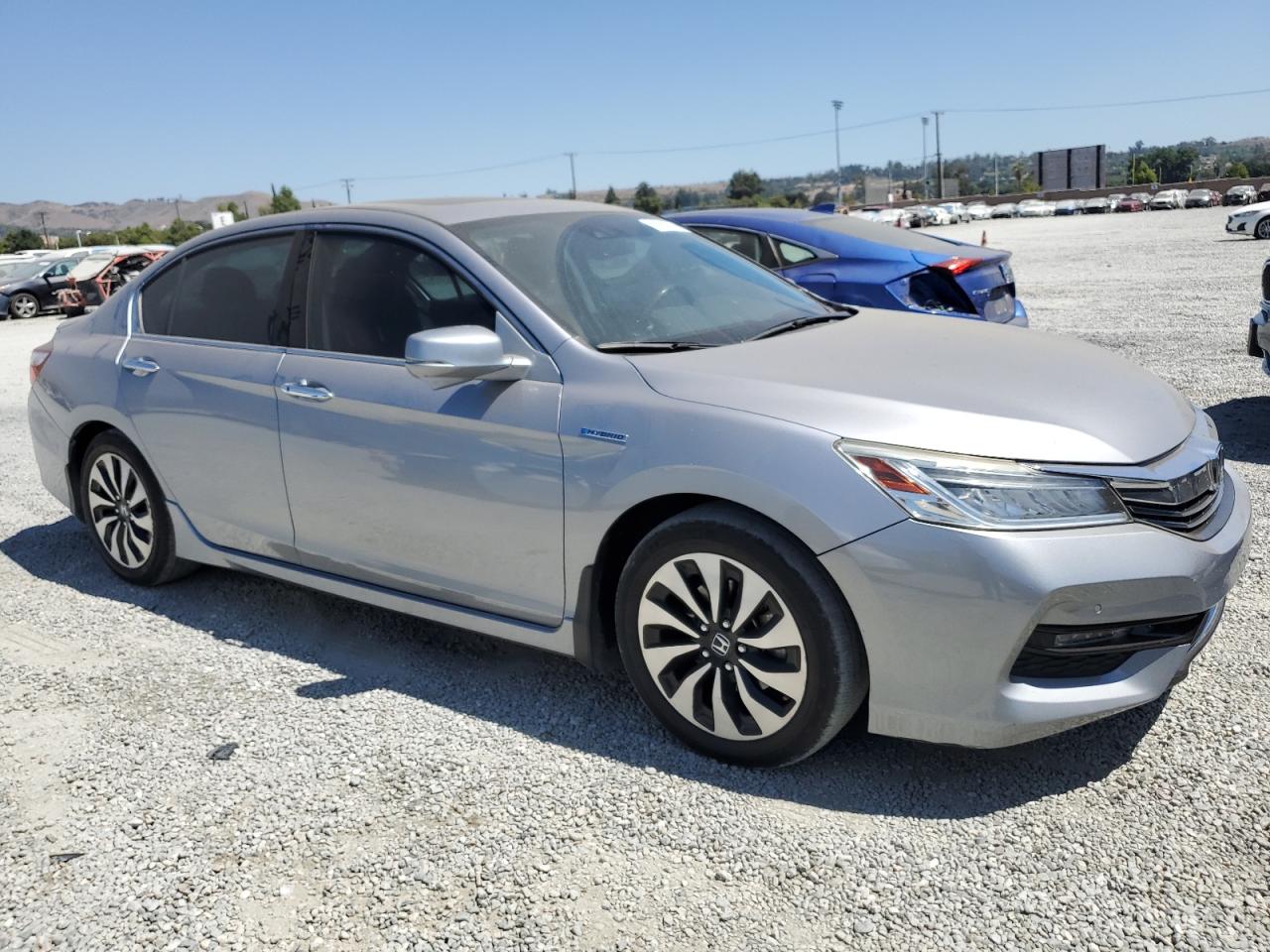 2017 Honda Accord Touring Hybrid vin: JHMCR6F77HC020622