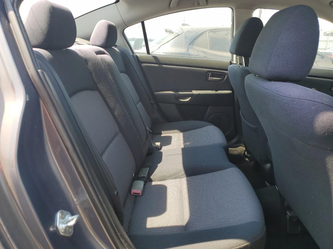 JM1BK12F071655936 2007 Mazda 3 I