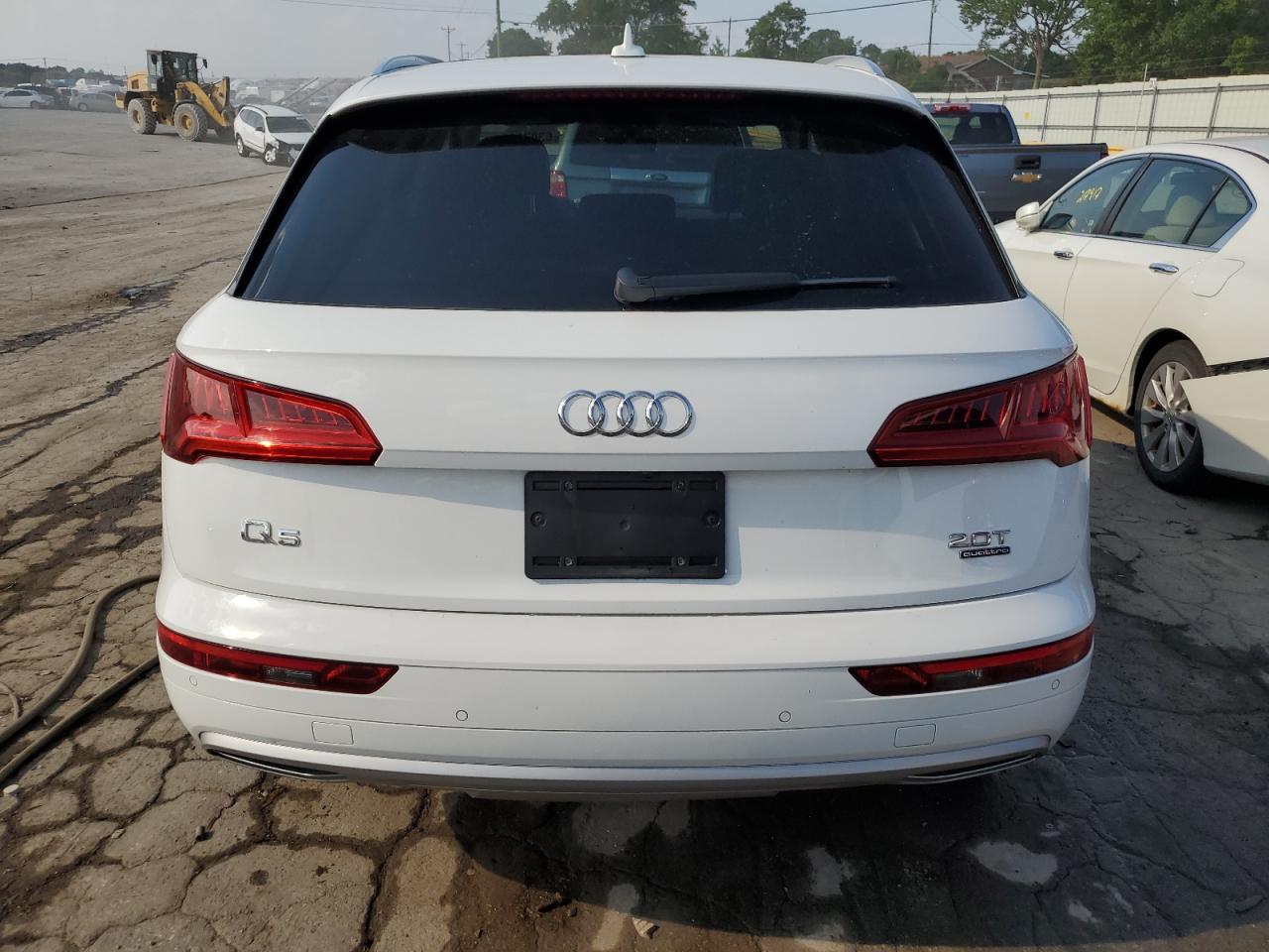 WA1BNAFY0J2005471 2018 Audi Q5 Premium Plus