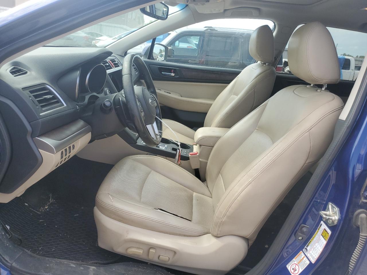 4S4BSBNC7F3260111 2015 Subaru Outback 2.5I Limited