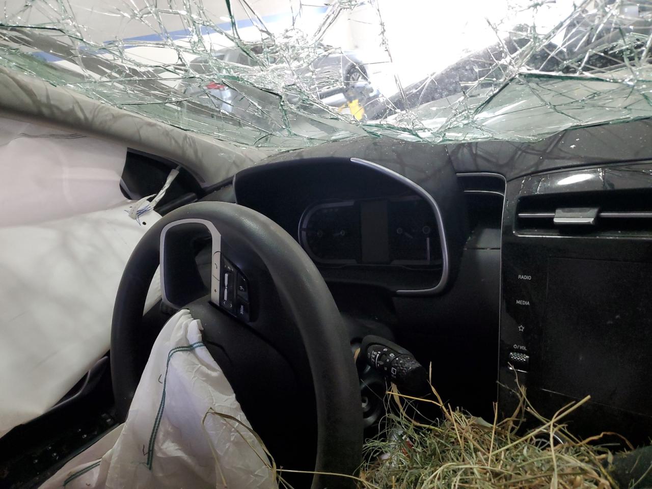 5NMJA3AE9NH028125 2022 Hyundai Tucson Se