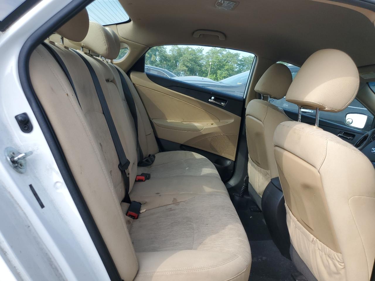 5NPEB4AC2CH480601 2012 Hyundai Sonata Gls