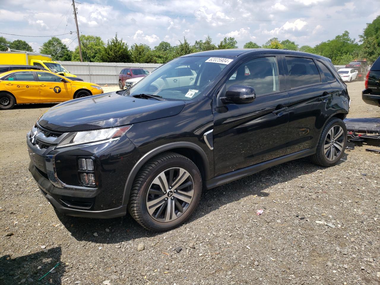 Lot #3020522180 2021 MITSUBISHI OUTLANDER