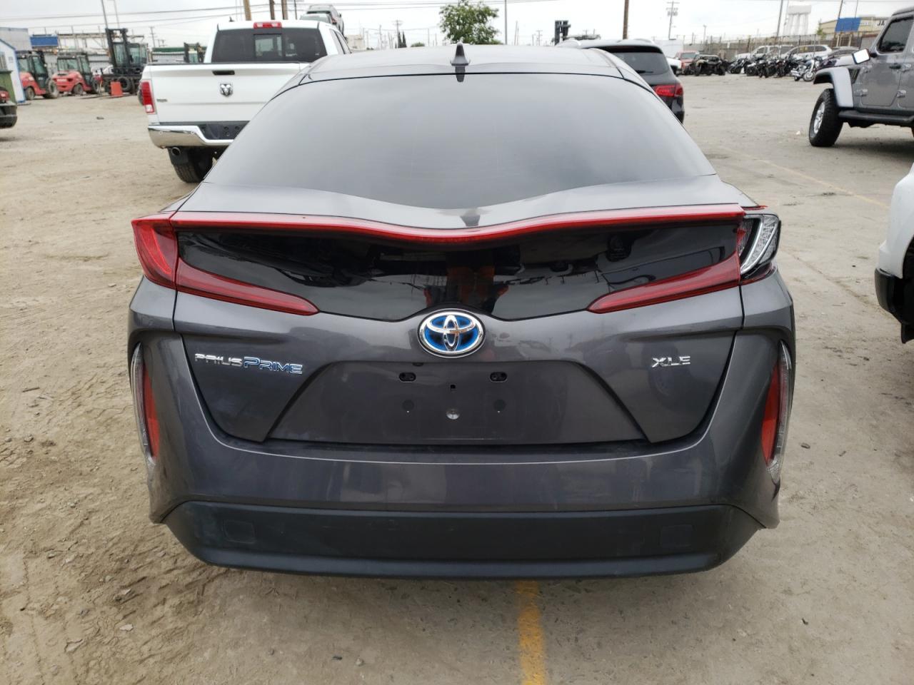 2022 Toyota Prius Prime Le vin: JTDKAMFP0N3228653